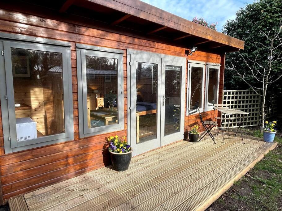 The Bee Hive Garden Room Dorchester Kültér fotó